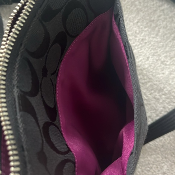 Ladies Coach Cross Body Purse - Picture 6 of 10